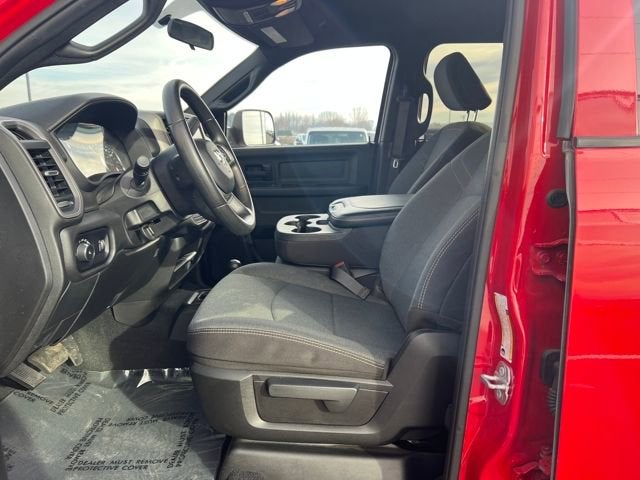 2022 RAM 2500 Tradesman Crew Cab 4x4 6'4' Box