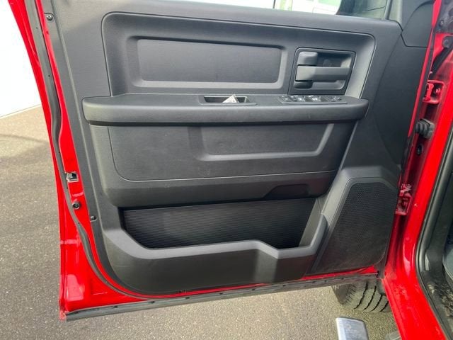 2022 RAM 2500 Tradesman Crew Cab 4x4 6'4' Box