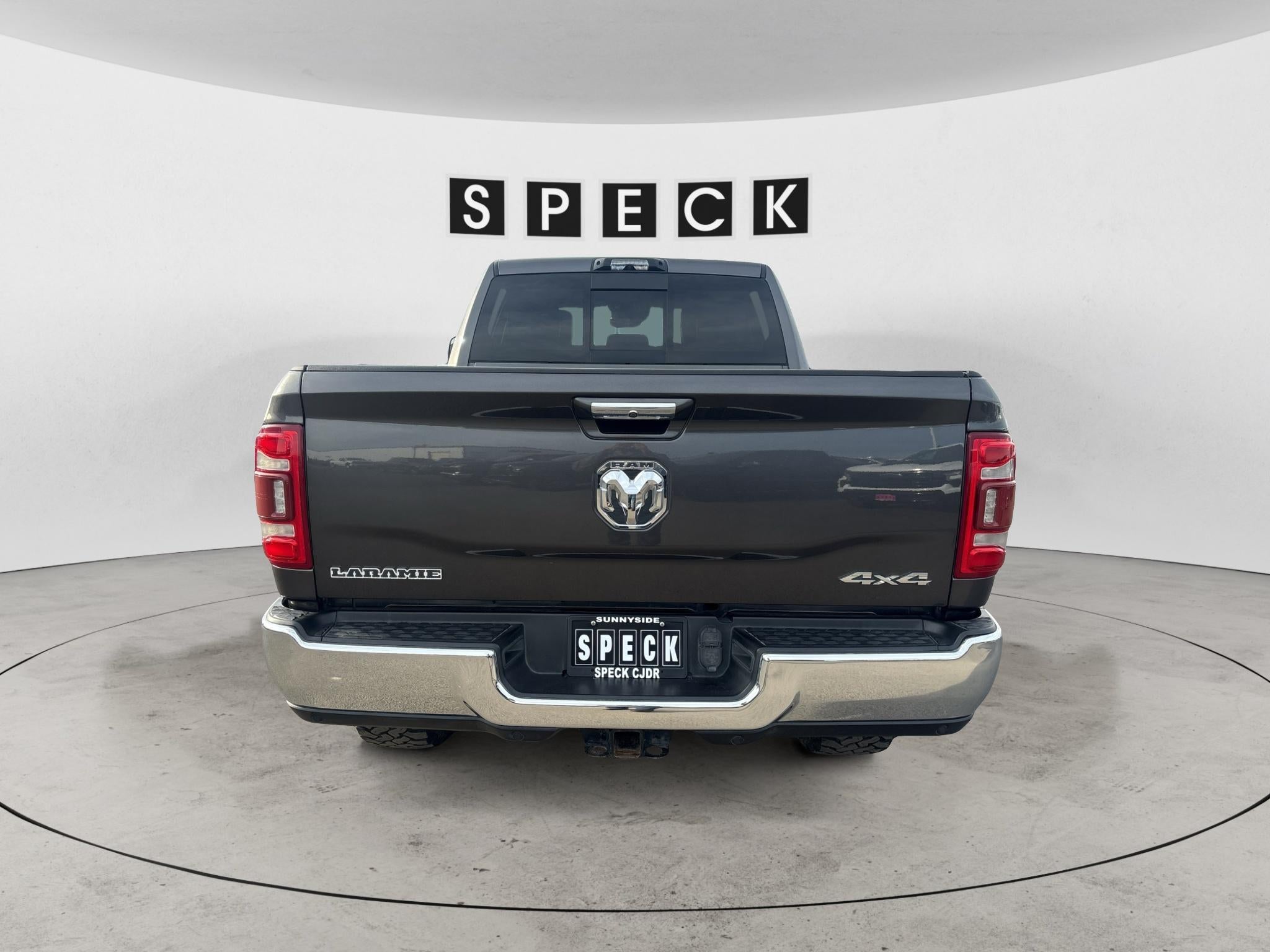2020 RAM 2500 Laramie Crew Cab 4x4 6'4' Box