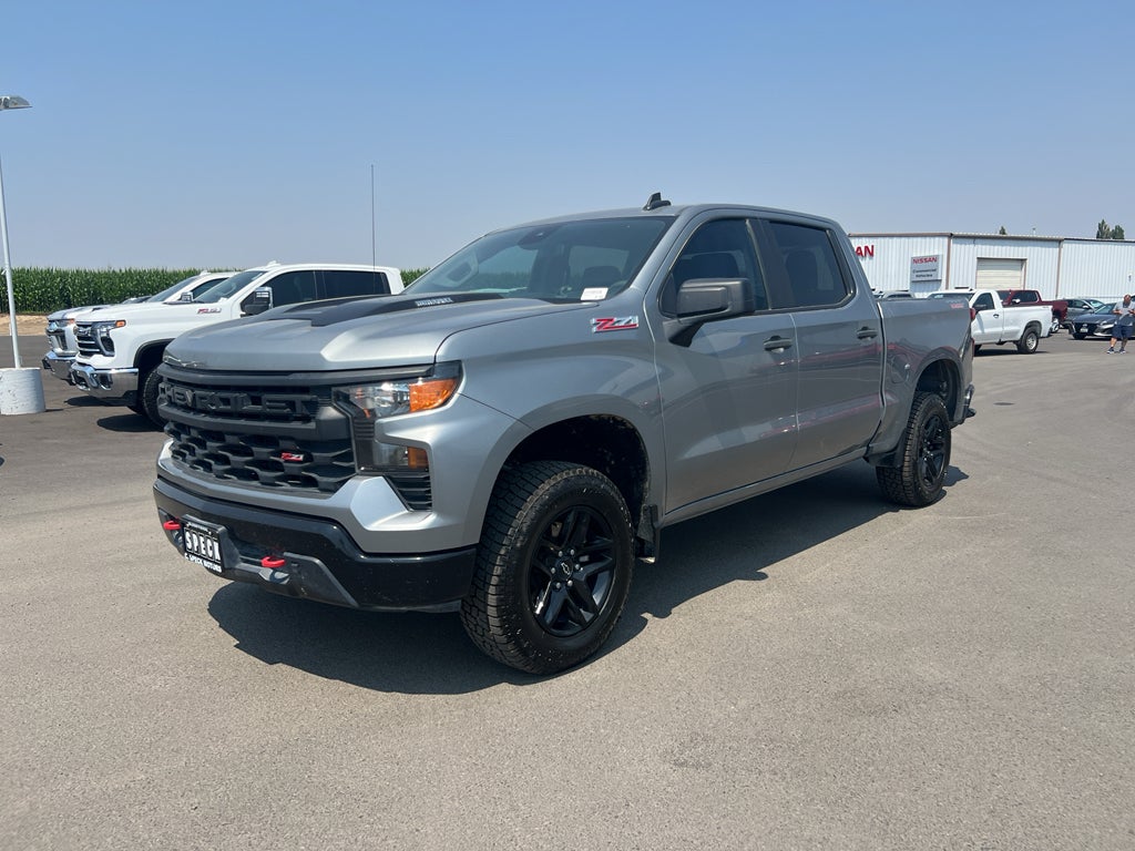 2024 Chevrolet Silverado 1500 4WD Crew Cab Short Bed Custom Trail Boss