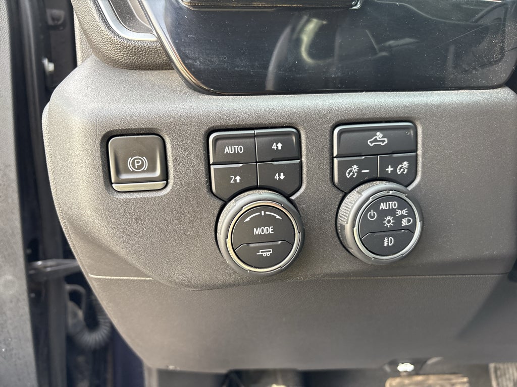 2023 Chevrolet Silverado 1500 4WD Crew Cab Standard Bed LT Trail Boss