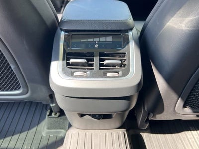 2021 Volvo XC90 T5 Momentum 7 Passenger