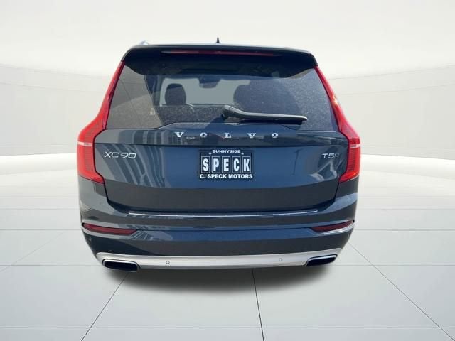 2021 Volvo XC90 T5 Momentum 7 Passenger