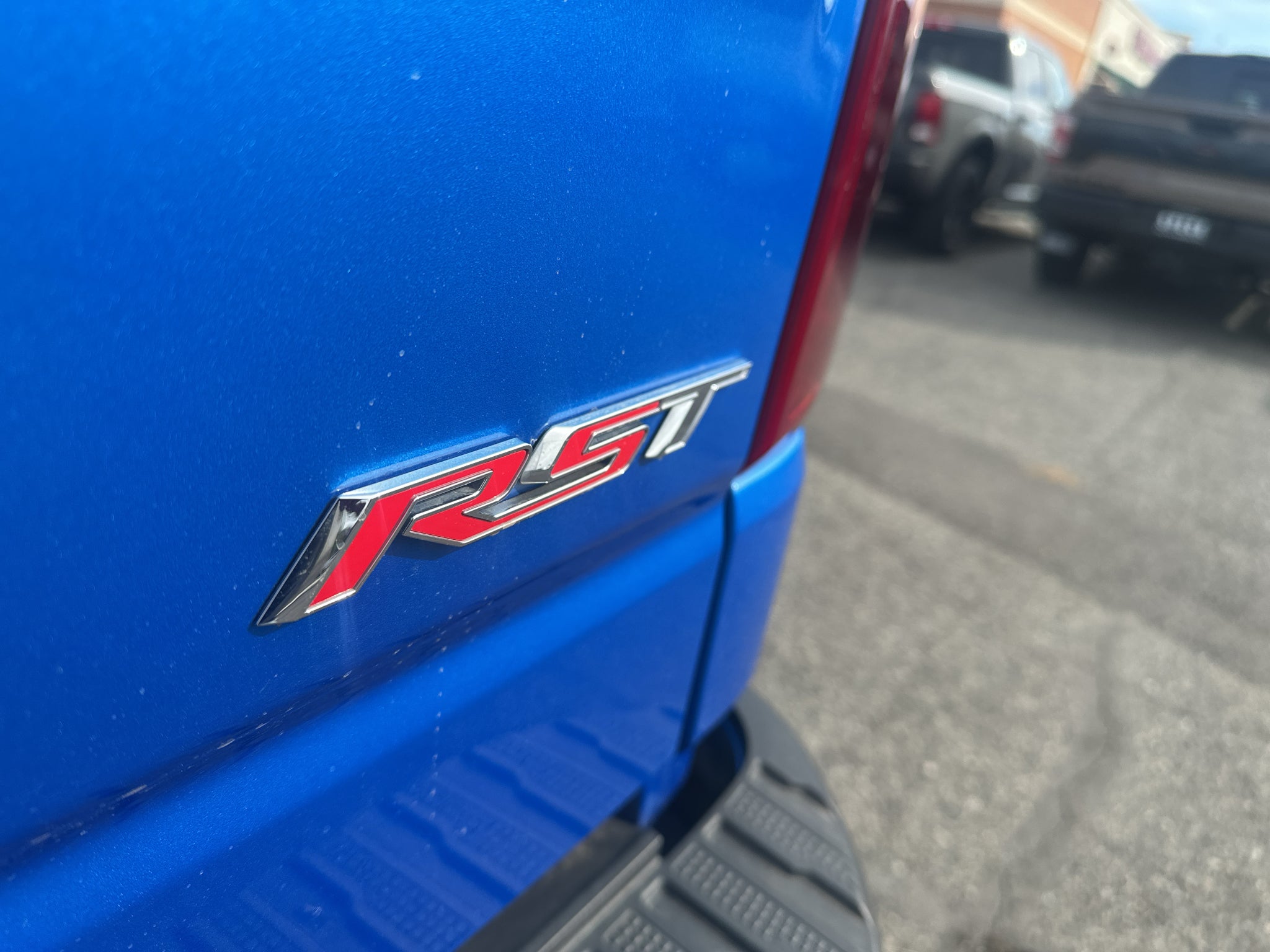 2025 Chevrolet Silverado RST