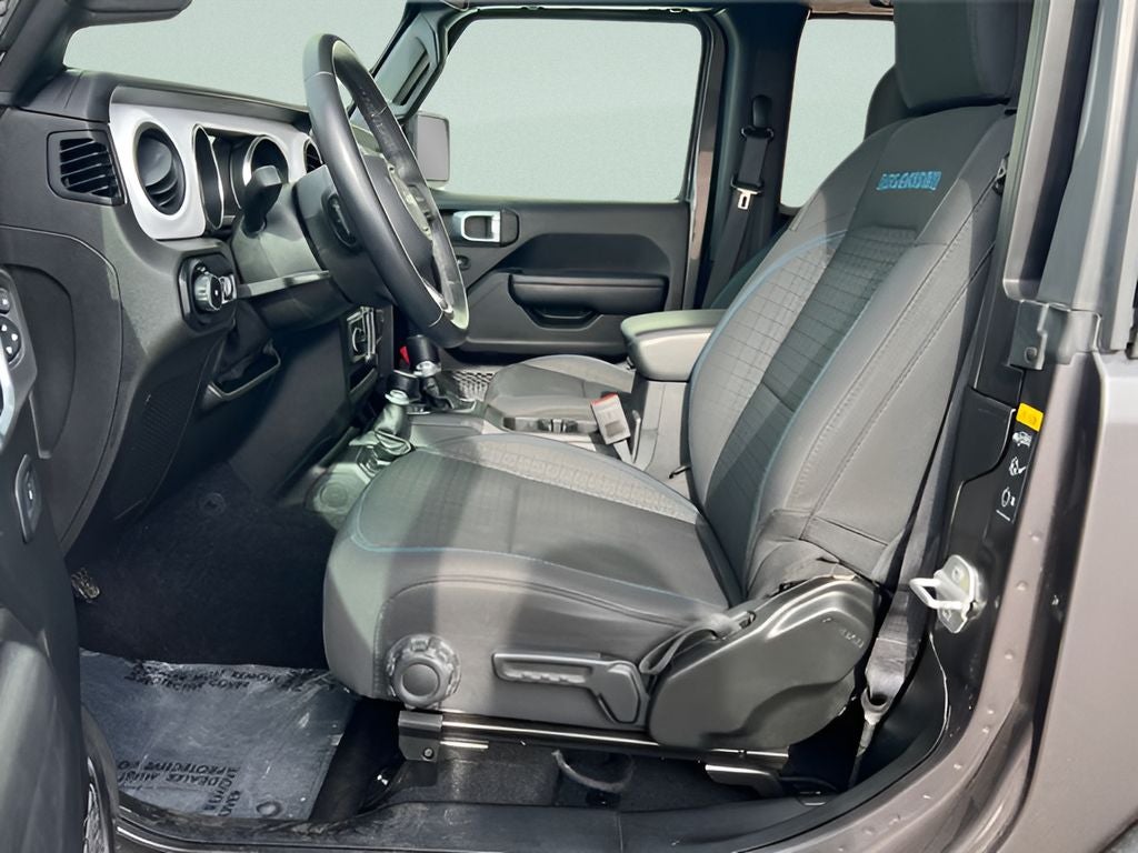 2021 Jeep Wrangler Islander