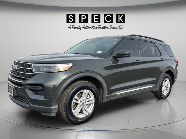 2022 Ford Explorer XLT 4WD's photo