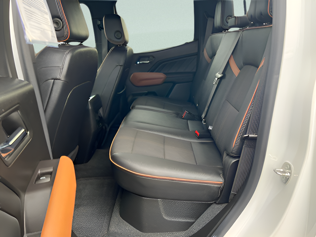 2023 GMC Canyon AT4