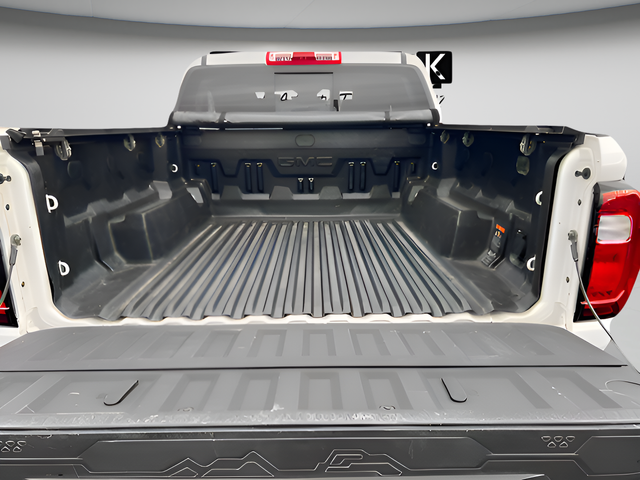 2023 GMC Canyon AT4