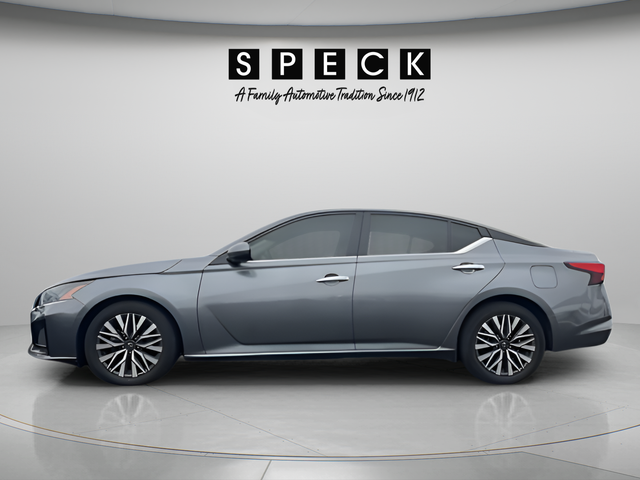 Used 2023 Nissan Altima SV with VIN 1N4BL4DV1PN348969 for sale in Sunnyside, WA