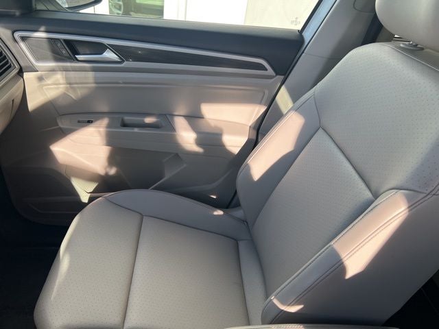 2018 Volkswagen Atlas 2.0T SE w/Technology