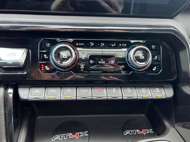 2023 GMC Sierra 1500 AT4X