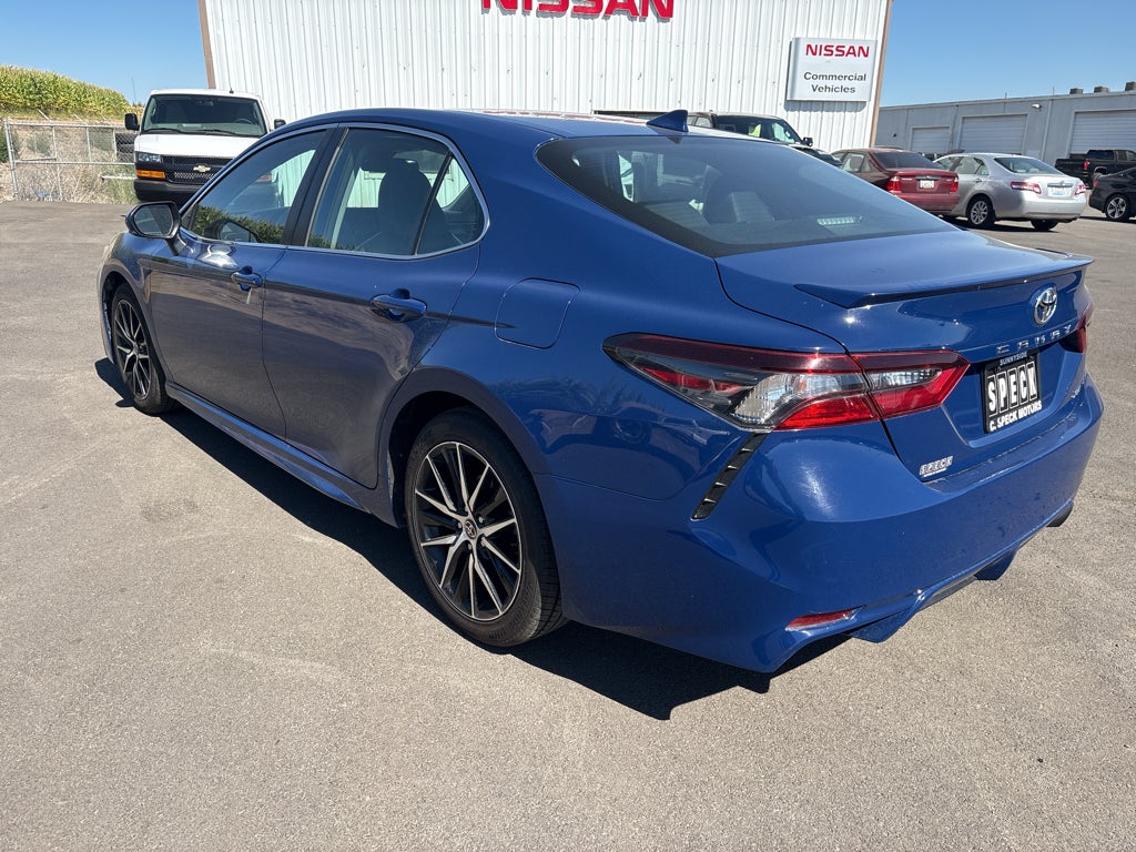 2024 Toyota Camry SE