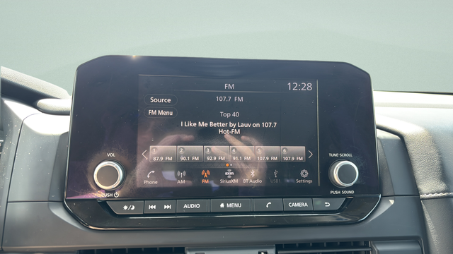 2024 Nissan Pathfinder S