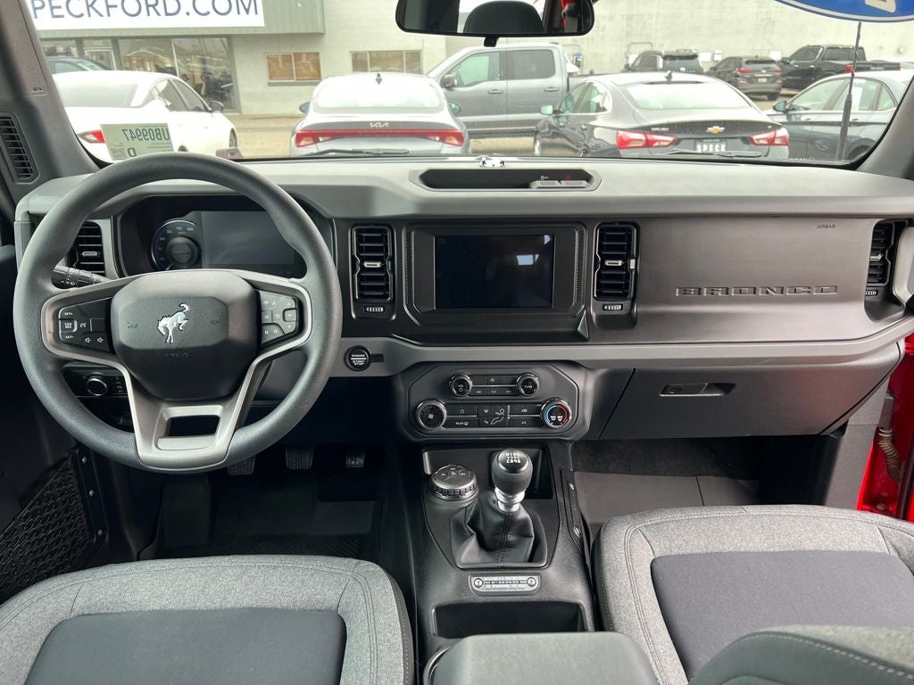 2022 Ford Bronco Base