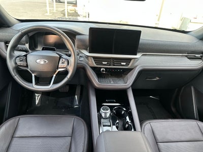 2025 Ford Explorer Platinum