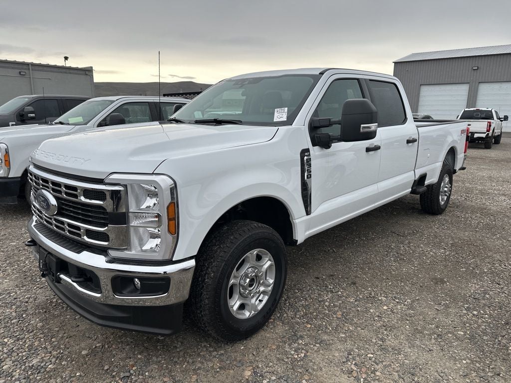 2025 Ford F-350SD XLT
