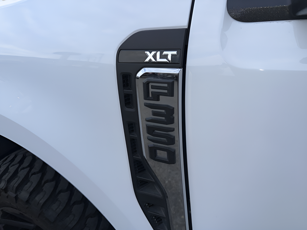 2024 Ford F-350SD XLT