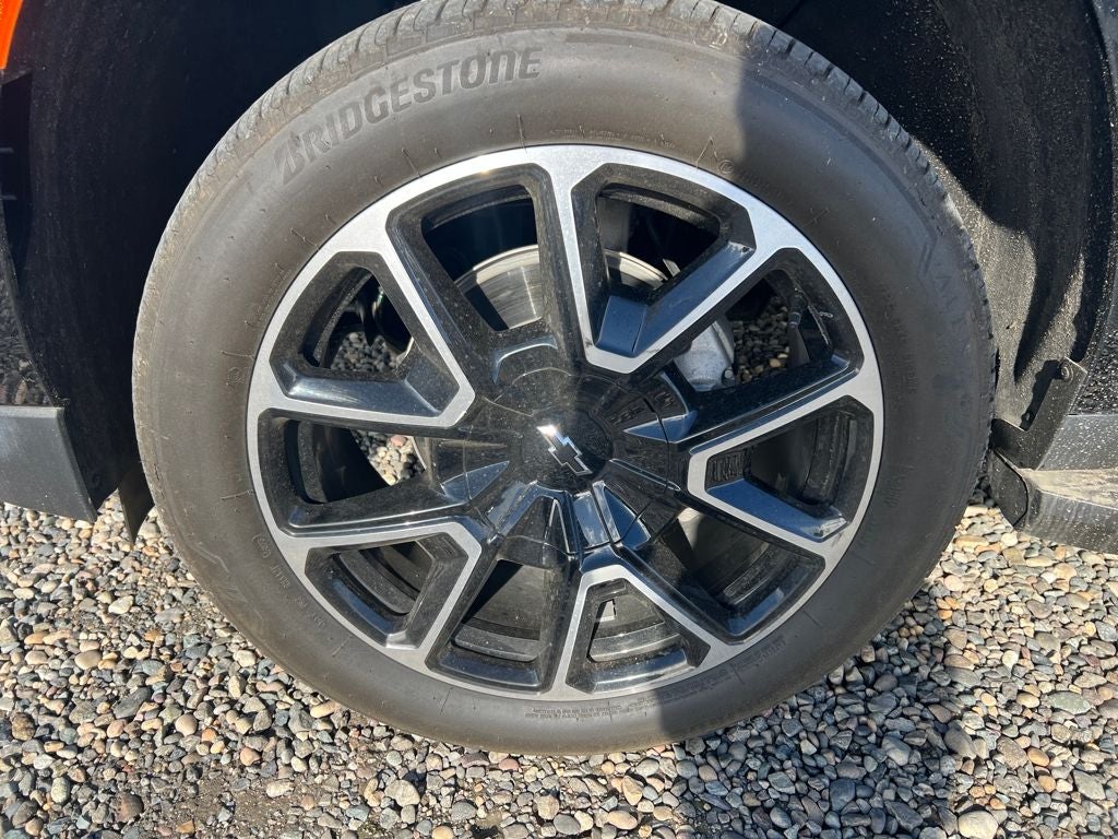 2024 Chevrolet Suburban RST