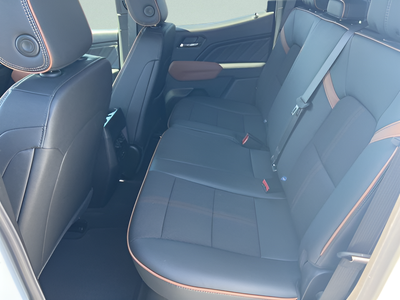 2025 GMC Canyon AT4