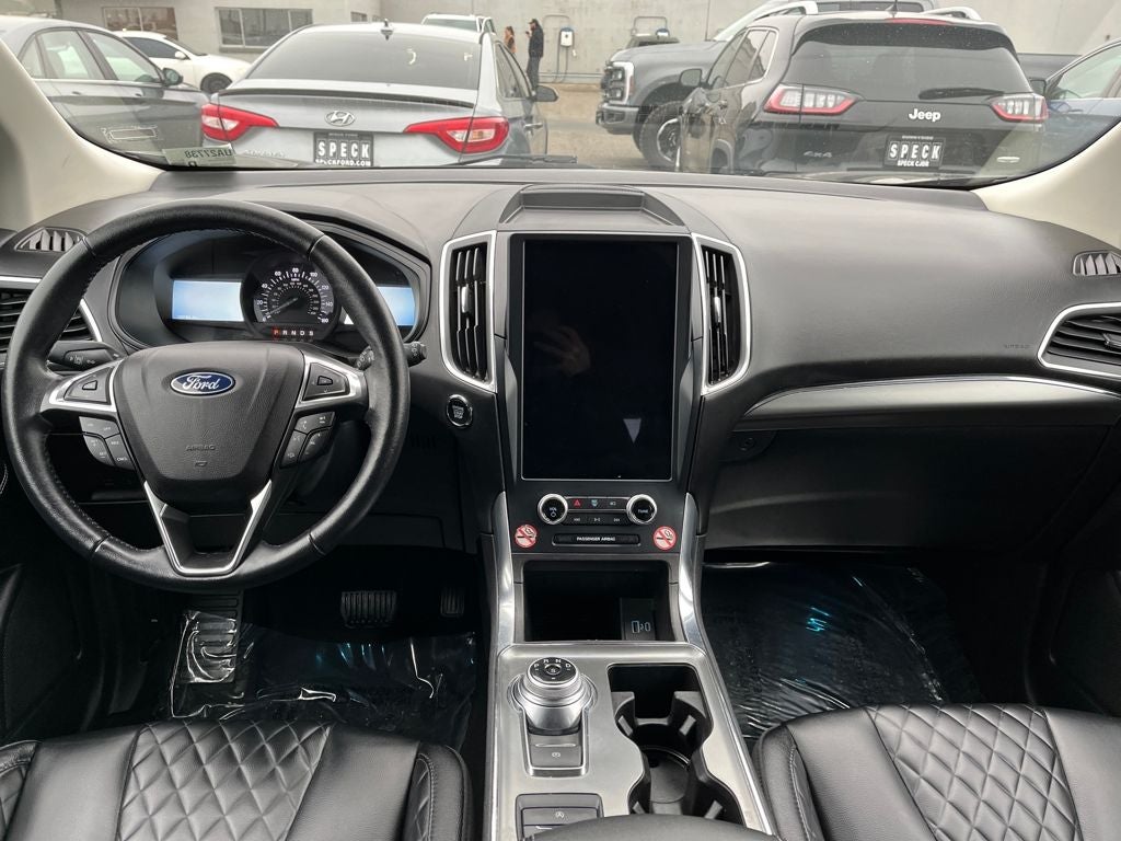 2023 Ford Edge Titanium