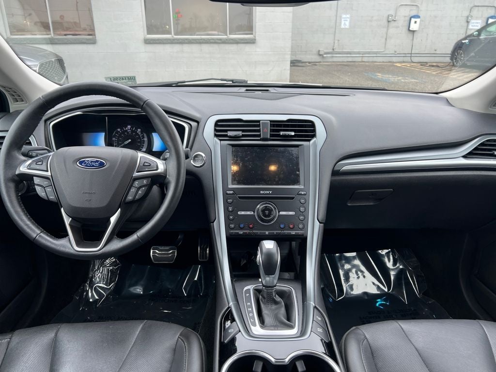 2016 Ford Fusion Hybrid Titanium